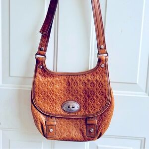 FOSSIL Maddox Chestnut Leather Crossbody Bag.